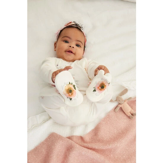 unnamed-file-1668.jpg Baker By Ted Baker White Graphic Sleepsuit And Headband Set -Baker by Ted Baker shop unnamed file 1668